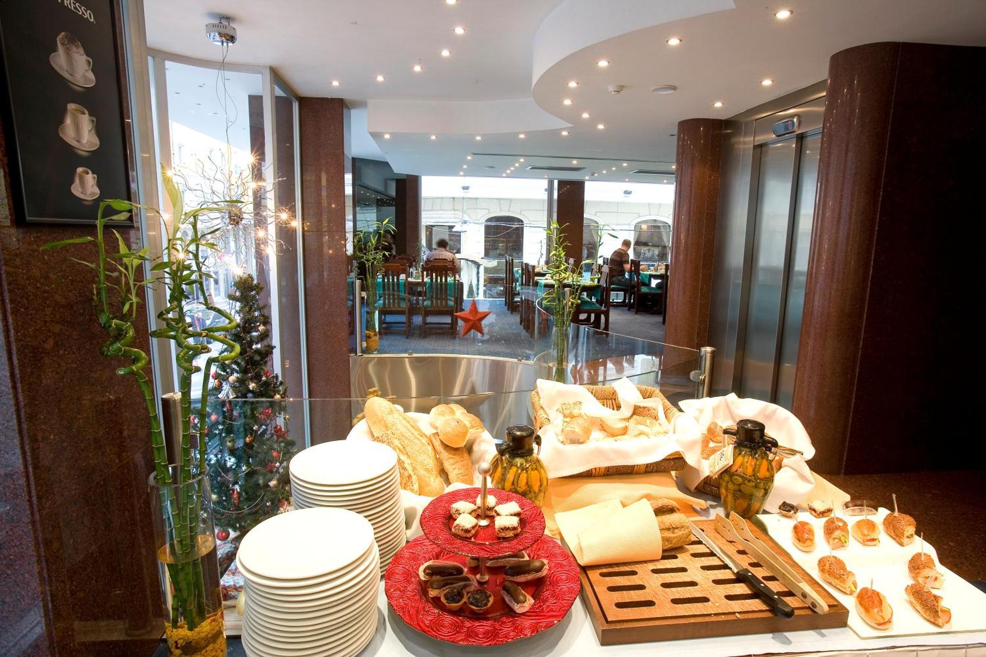 Sv Business Hotel Taksim Istambul Exterior foto