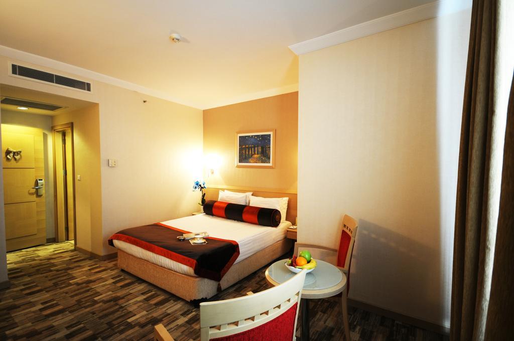 Sv Business Hotel Taksim Istambul Exterior foto